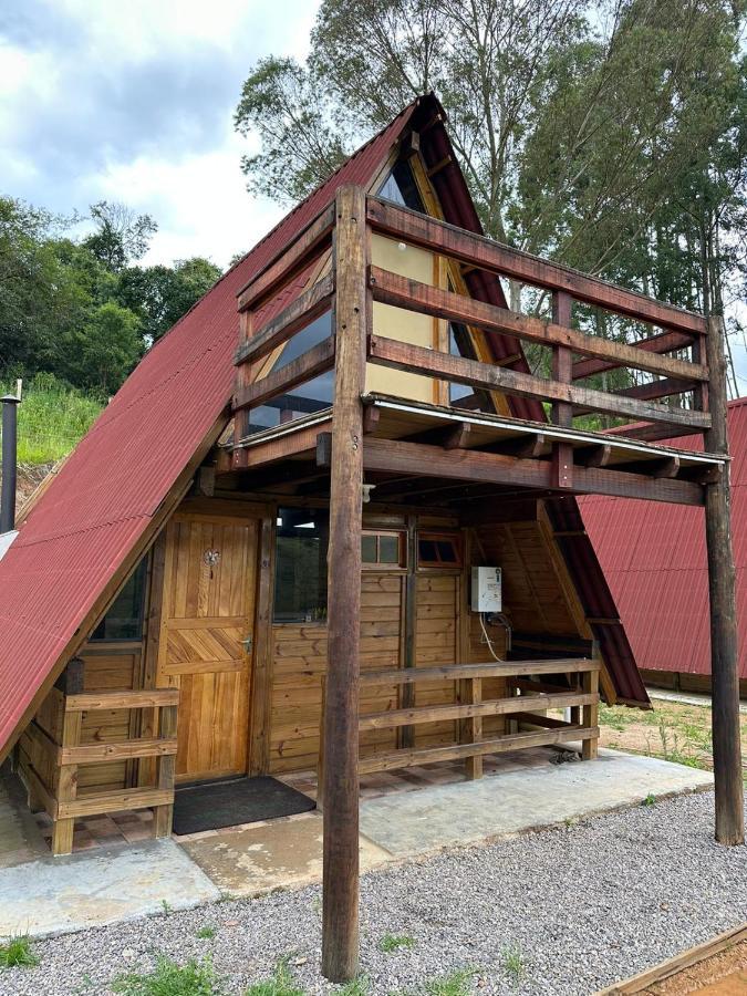 Pousada Pedra Da Mata Chales Na Montanha Munhoz 외부 사진